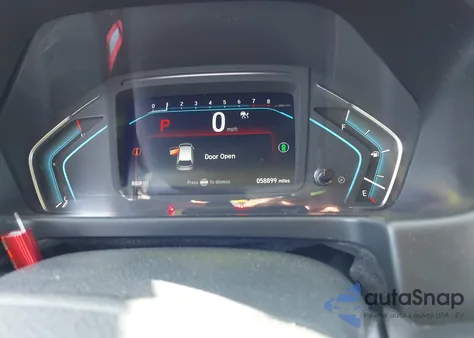 2022 Honda Odyssey Touring z USA, uszkodzony, nr VIN 5FNRL6H85NB018305